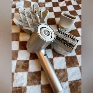 Shark HyperAIR hairdryer